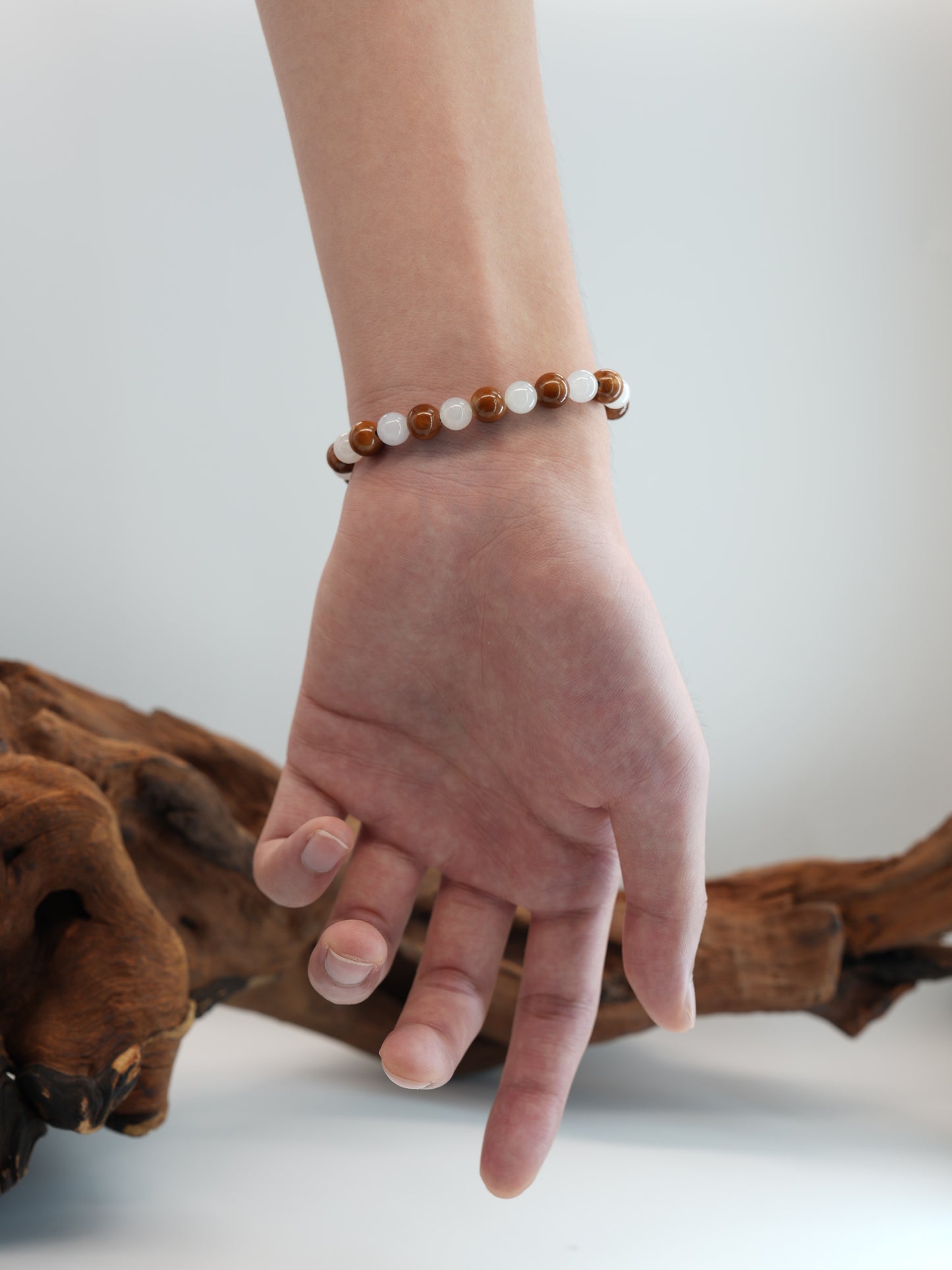 Thuja wood ice white beaded bracelet #J202504030